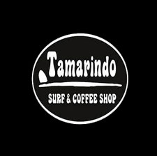 Cette boutique spécialisée en équipement de surf, bénéficie d’un coffee shop avec wi-fi.